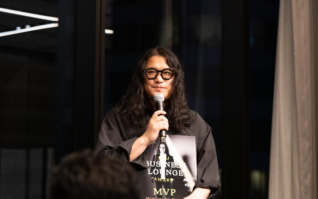 【世界に勝つより、自分に負けない人生を選ぶ】